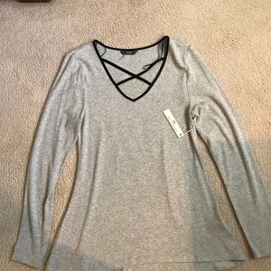 Women’s gray top with Velvet trim. So soft.
